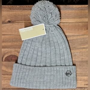 ❄️Michael Kors Beanie NWT❄️